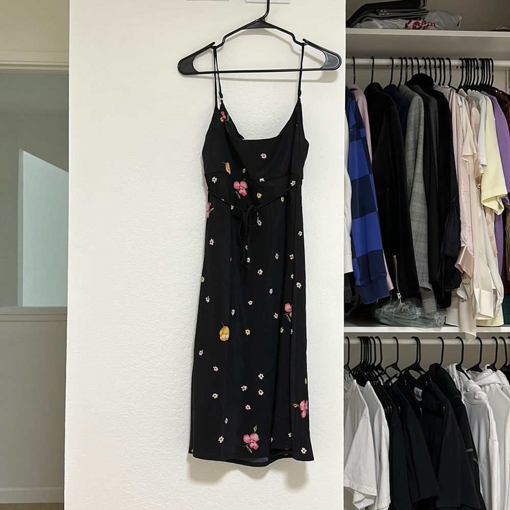 UNIF Breeze Dress with little flowers